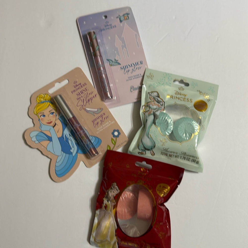 Disney Princess Beauty Set of 4 NEW